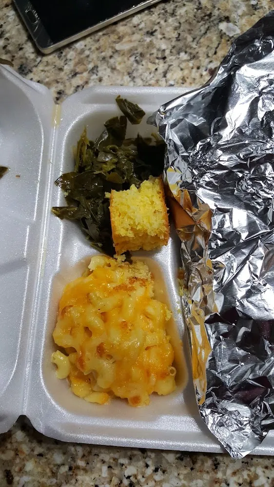 Mac and Cheese Greens